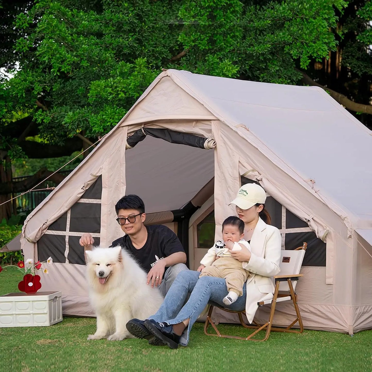 Inflatable camping tent with waterproof canopy, 4-6 people, easy to install outdoor, mosquito net